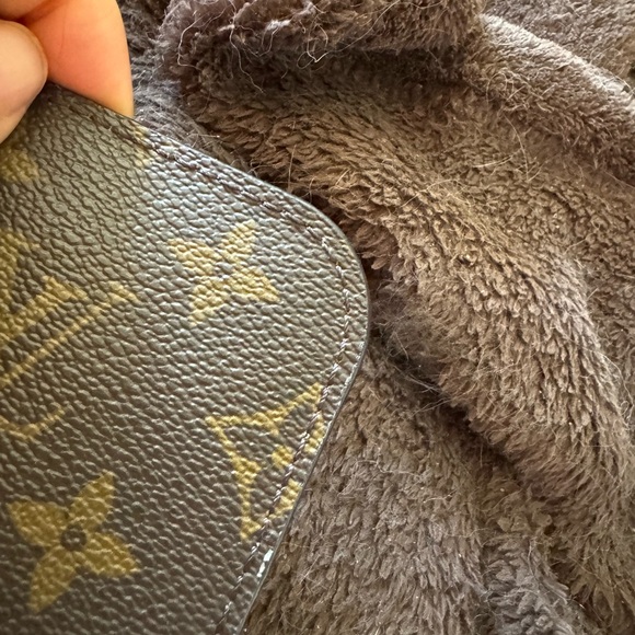 LOUIS VUITTON HERITAGE POUCHETTE - Picture 5 of 8